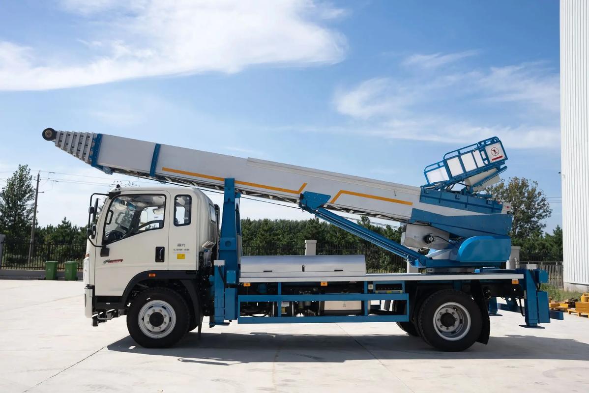 嘉积镇云梯上料车租赁费用